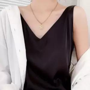 오피스룩 블라우스 실크나시 여자 슬립 캐미솔 민소매 나시티