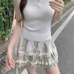 [하프클럽/]심플 시원한 데일리룩 카라 민소매 니트