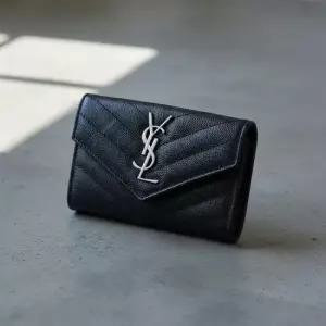 MUST IT_FW25 여성 모노그램 엔벨로프 지갑414404 BOW02 1000