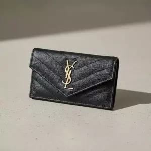 MUST IT_FW25 여성 마틀라세 플랩 카드지갑612808 BOW01 1000