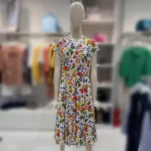 [크로커다일레이디]크로커다일레이디 여름의 상큼함을 담은 원피스 CLEMOP301_DG