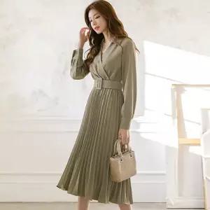 스파이더맨 여성 치마 오피스룩 긴팔주름 봄가을 러블리 폴라넥 지성 OPH1