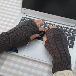 차콜 니트 손워머 사무실용 팔토시 손목 핸드워머 손 네일팔토시