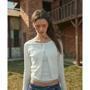 WHO.A.U [캘리걸]Punching Skashi Cardigan Set-up / WHCKG2433F 409550