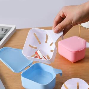 2개입 휴대용 틀니 세척 상자, 치아 보관함, 스트레이너 바구니가 있는 담그는 용기, 여행용