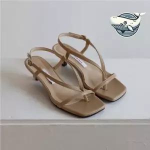 여름 슬림 스트랩 쫄리 스타일 세련된 샌들힐 여성로우힐 사각코플랫 사각코슬링백