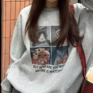 스탠다드 캐릭터웜라이닝 라운드티 고양이 맨투맨티 프린트