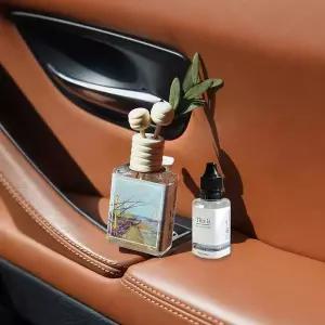 This is 명화 송풍구 방향제 본품15ml+리필30ml 선물