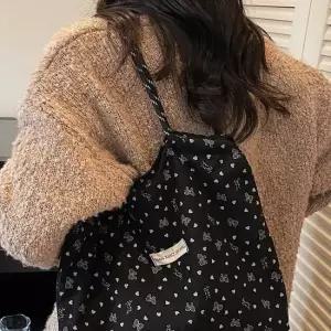 하트리본 패턴 블랙 코듀로이 에코백 여성 데일리 숄더백