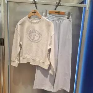 [에스핏]에스핏 HC22 루즈맨투맨 와이드 세트 sjz101fktr03 (31777226)