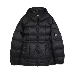 [CP컴퍼니] FW25 남성 D.D. 쉘 후드 패딩 RFCMOW702A 110416A 999