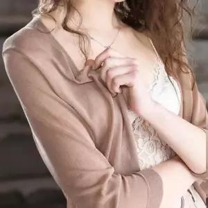 /신상오픈런 여성 브이넥 긴팔 로브 가디건 찰랑핏 롱코트