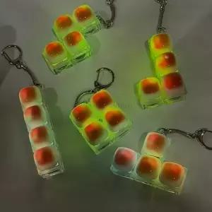 ( )LED 구운 식빵 마시멜로 키캡 클리커 랜덤 딸깍이 키보드 장난감 피젯토이 키링
