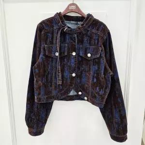 [르니앤맥코이]르니앤맥코이 노카라 코듀로이 인조세무 크롭 자켓 MM11JK304_GN