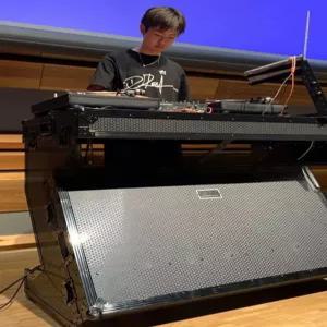 디제잉 테이블 탁자 스테이션 콘솔 디제잉박스 박스 클럽 플레이어 페스티벌 디제이 장비