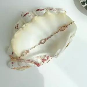 [골드스마일]큐빅 물고기 심플 행운 슬림 팔찌14k화이트골드18cm