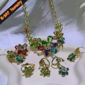 원래 보석 세트 새로운 색상 꽃 크리스탈 부티크 불규칙한 귀걸이 절묘한 목걸이 반지 팔찌 위한 결혼 선물