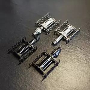 호환  유니온잭 티타늄 페달 퀵릴리즈 이지지 페달 티타늄 샤프트 및 바디 브롬톤 216g 신제품