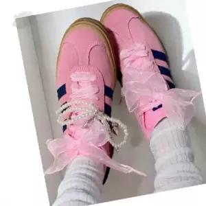 운동화 장식끈 쉬폰천 리본형 분홍색 스니커즈끈 신발꾸미기 캐주얼화끈 레이스장식