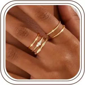 캐시카 여성용 14K 금도금 스태커블 링 비타니시 큐빅 지르코니아 밴드 세트 고급스러운 트렌디한 문구