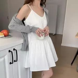 [신세계라이브쇼핑][옷자락] 여자 휴가룩 핀턱 브이넥 끈나시 미니원피스