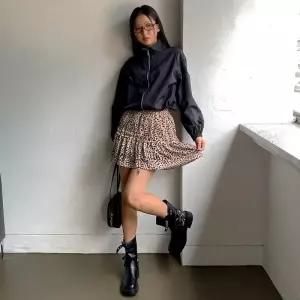 [다잇템]여자 허리밴딩 미들 셔링 레오파드 미니 스커트