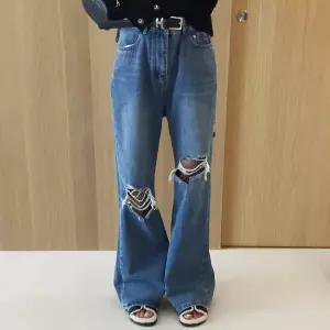 블루홀 하이웨스트 워싱 디스트로이드 찢청 헤짐 롱 세미와이드 플레어 부츠컷 데님 청바지