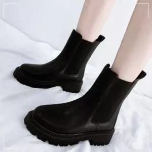 파인드미 부티 앵글부츠 첼시부츠 데일리 신혼여행신발 털부츠 패션 여성 R03W96A114