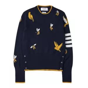 [롯데백화점]톰브라운 버드 앤 비 울 니트 FKA416A Y1002 415