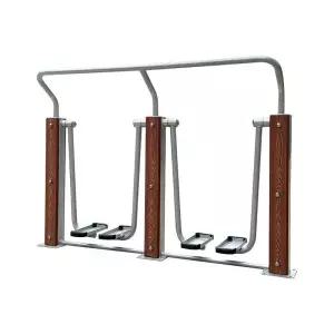 야외 광장 운동시설 플라스틱 복지관 운동기구 나무 아파트 집 밖 헬스기구 단지 걷기 산책로