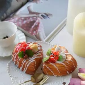 진짜같은 디테일 모형 말랑말랑 하트 패스츄리 모형음식 가짜음식 음식미니어처