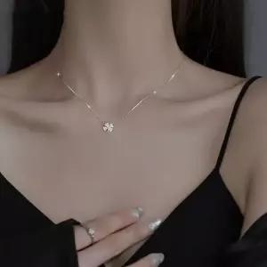 큐빅 네잎클로버 펜던트 패션패션목걸이 네잎클로버목걸이 네잎클로버펜던트