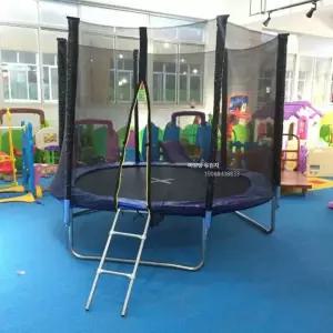 해피노블 트램폴린 방방 야외 실내 펜션 식당 놀이시설