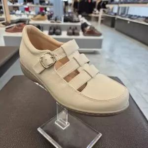 엘칸토 HC11 소가죽 여성화 초경량 오픈 컴포트화  M5J7U61Y339