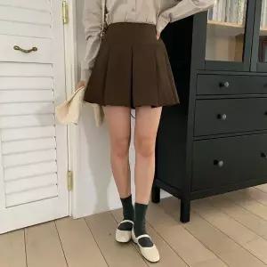 [하프클럽/]여자 캐주얼 플리츠 뒷밴딩 치마바지