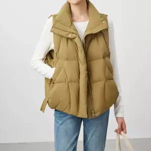 데일리아우터 가볍고 따뜻한 스탠 넥 캐주얼 패딩조끼간절기 겨울롱 따뜻한털 경량 남자 여성 코디 캐쥬얼