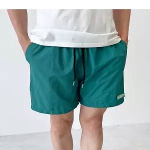 남성 여름휴가 필수품 비치 반바지 바다 휴양지 컬러 팬츠 칼라 웨어 숏팬츠 휴양지룩