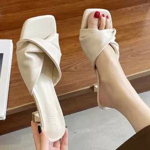 꼬임 스트랩 프렌치 미들힐 샌들 각진앞코 패션슈즈여름 스샌들 발편한 가보시 키높이 쿠션 여성 하이 통굽