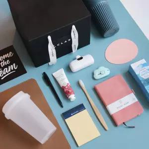 커스텀 웰컴키트 라이트 주문 제작 사무 용품 선물 세트 굿즈 회사 입사 소량 박스 기업브랜드 기업 업체