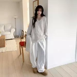 여자 포근 아방핏 브이넥 니트 머플러 세트