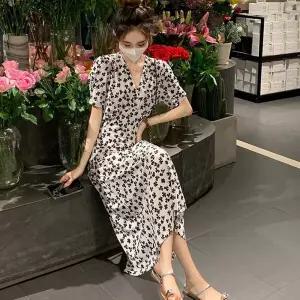 여자 여름 외출 나들이 휴양지 패션 브이넥 라인 크로바 반팔 원피스공주원 가을원 랩원 쉬폰롱원 롱원 셔