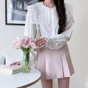 [하프클럽/]여자 라운드넥 빅펀칭카라 로맨틱 블라우스