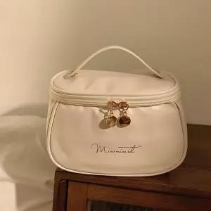 여행용 화장품 수납 파우치 메이크업 정리함 세면백치 미니가방 대용량 캐리어리백 브러쉬치 예쁜치 여성