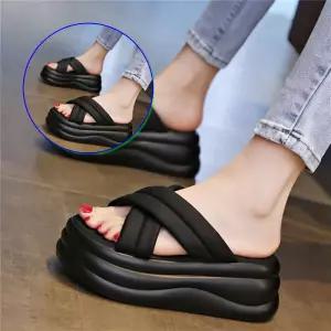 쌍문상회 지금 필요한 키높이 여성 여름 샌들 7cm 물놀이 비치 슬리퍼