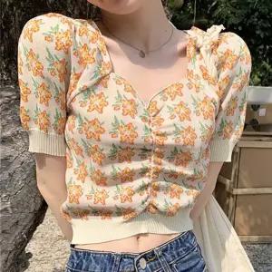 플라워 브이넥 크롭 니트 반팔티셔츠 시보리 여친룩여성터틀 슬림핏 롱티 셔링 하프 여자오버 여름 긴팔