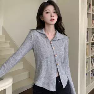 여성 봄신상 버튼장식 데일리 카라 골지 니트 2컬러겨울옷 스웨터 출근룩 데이트 브이넥 가디건