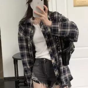 오버핏 체크 셔츠 긴팔 티 TS 240501데일리 캐쥬얼무늬 예쁜여성남방 카라 무늬 편한 여자