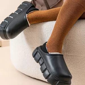 귀여운 여자 겨울 패션 털 안감 높은굽 슬립온양슬리퍼 고무신 블로퍼 주방신 뽀글이신발 여성드라이빙슈즈