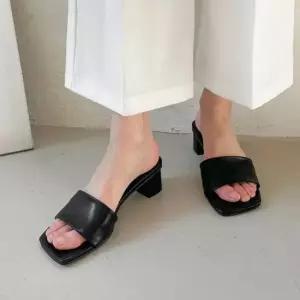 무지 슬리퍼 스퀘어코 미들굽 여름 청바지 원피스코디 여성슬리퍼 여름슬리퍼