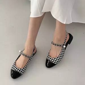 발등 체인 스트랩 진주 장식 포인트 로우굽 슬링백힐투톤 망사 플랫 틸레토 발편한 트위트 둥근코 매쉬 여